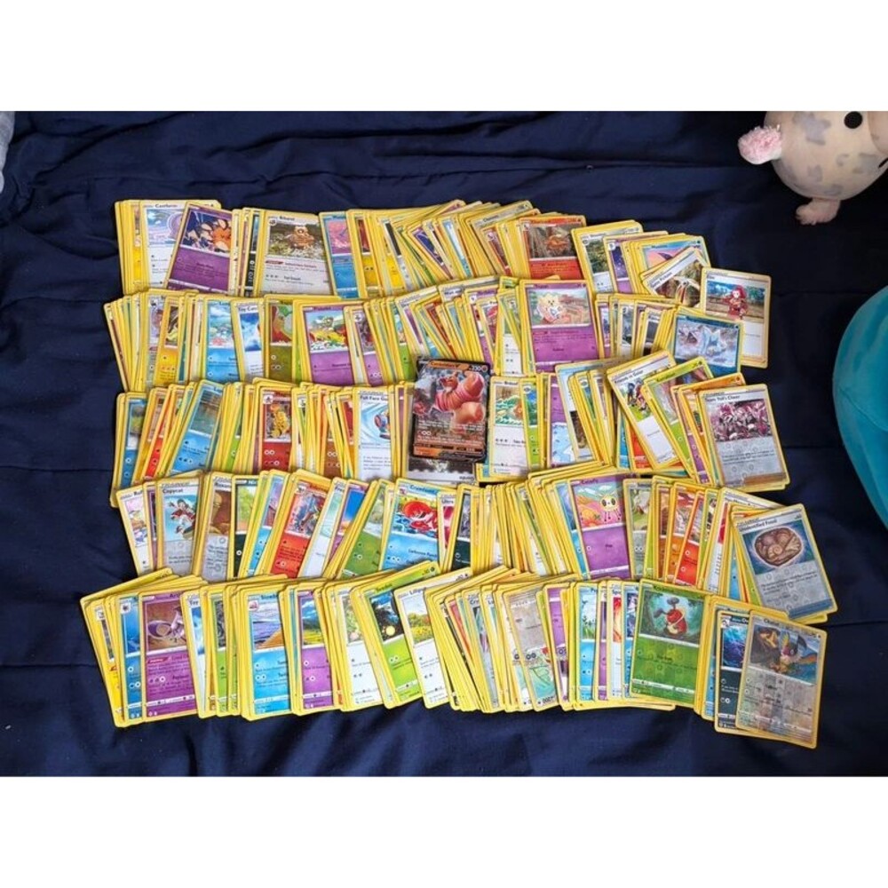 Pokémon TCG 500 Card Lot Commons Holos Conkeldurr V